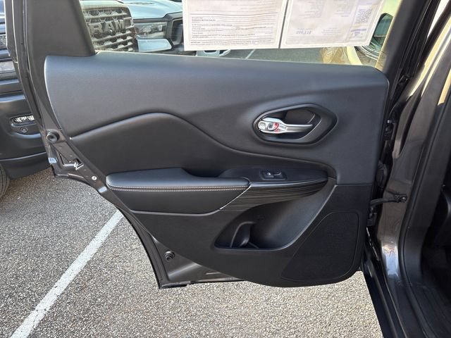 Used 2014 Jeep Cherokee Limited AWD/4WD image 21