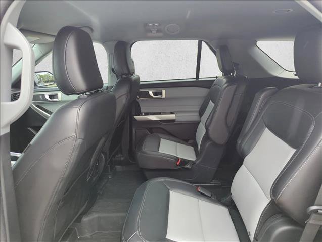 Used 2023 Ford Explorer XLT w/ Equipment Group 202A image 17