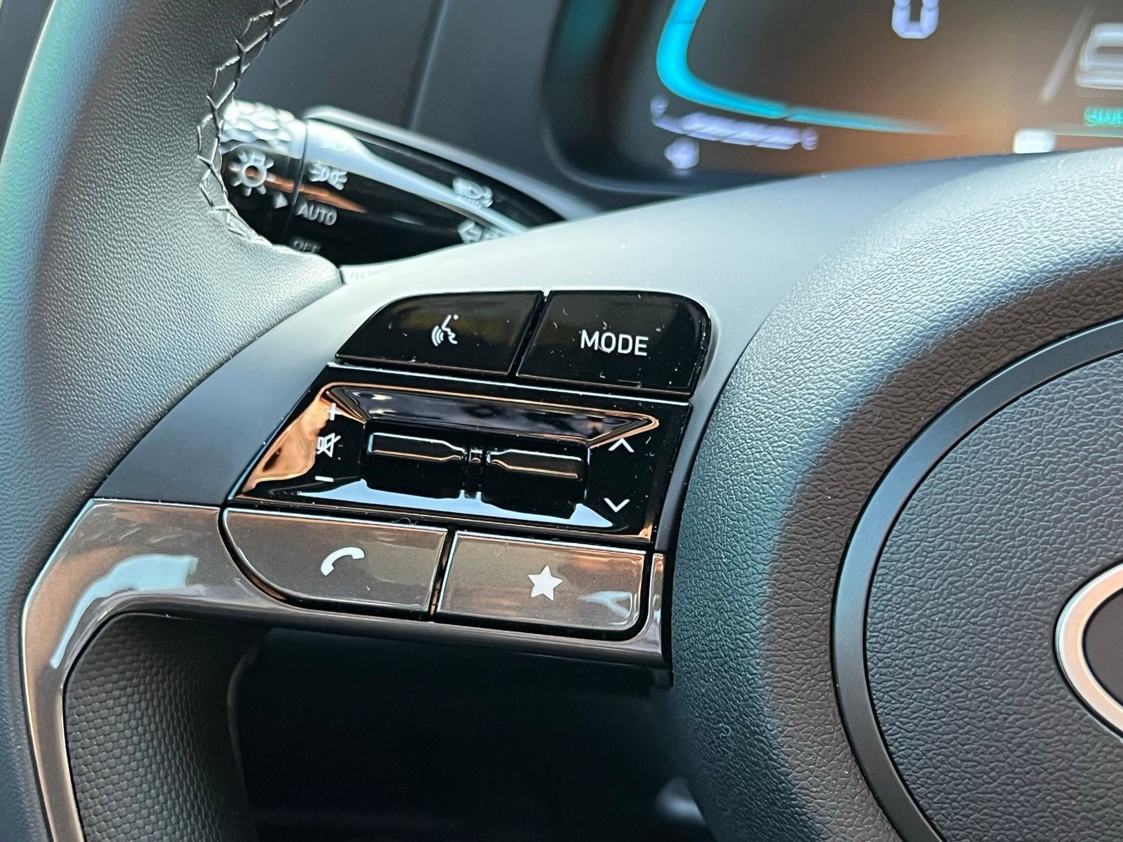 Used 2026 Hyundai Elantra Sport image 27