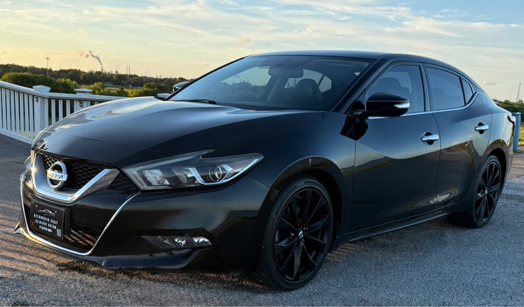 Used 2017 Nissan Maxima SR w/ Midnight Edition