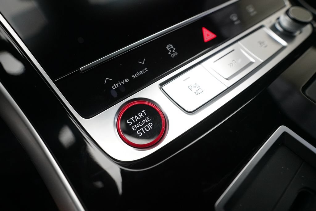 New 2026 Audi SQ7 Prestige AWD/4WD image 32