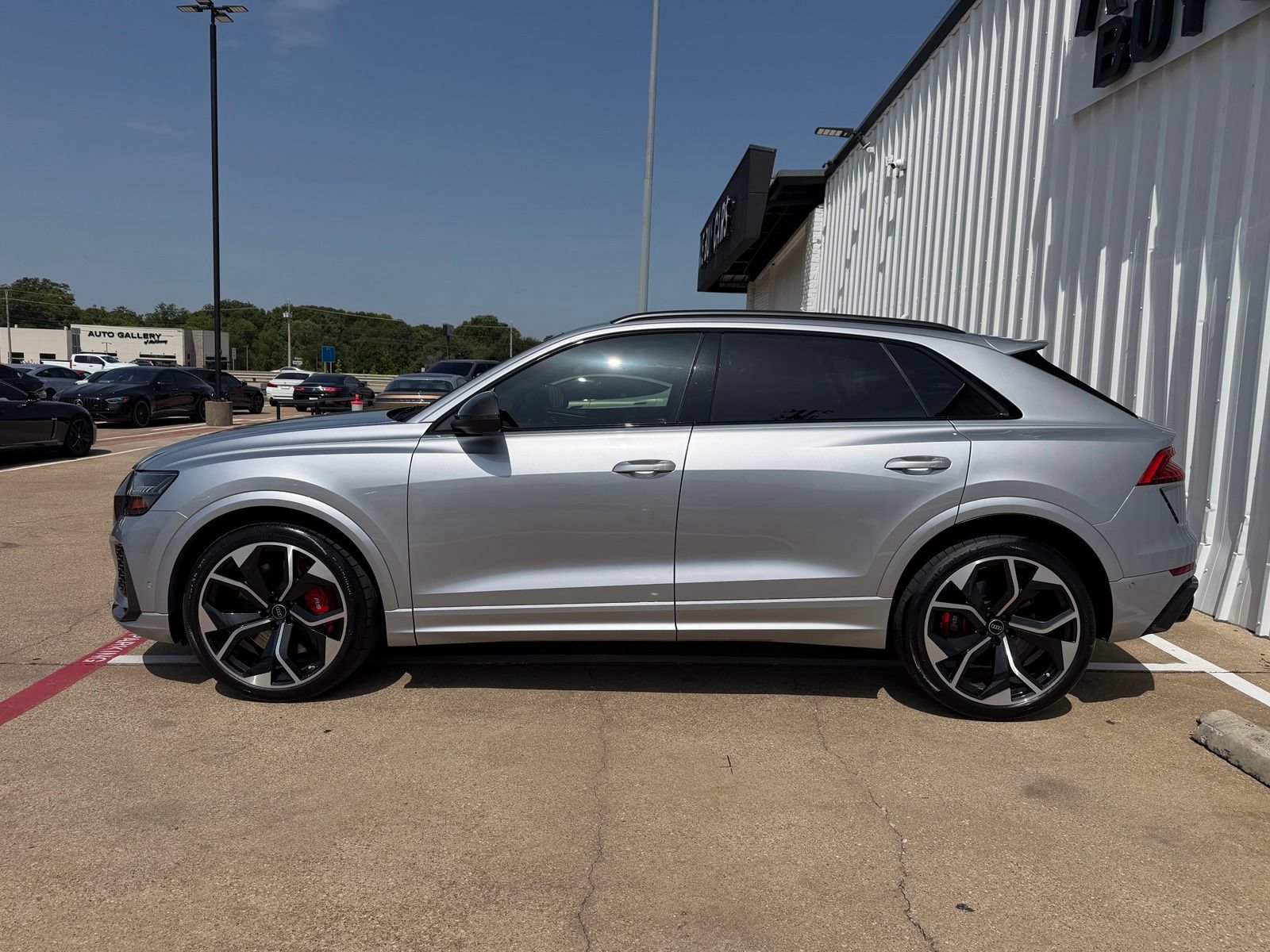 Used 2021 Audi RS Q8 AWD/4WD image 3