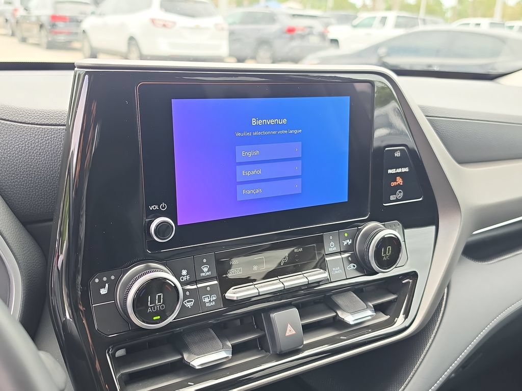 Certified 2026 Toyota Highlander XLE AWD/4WD image 18