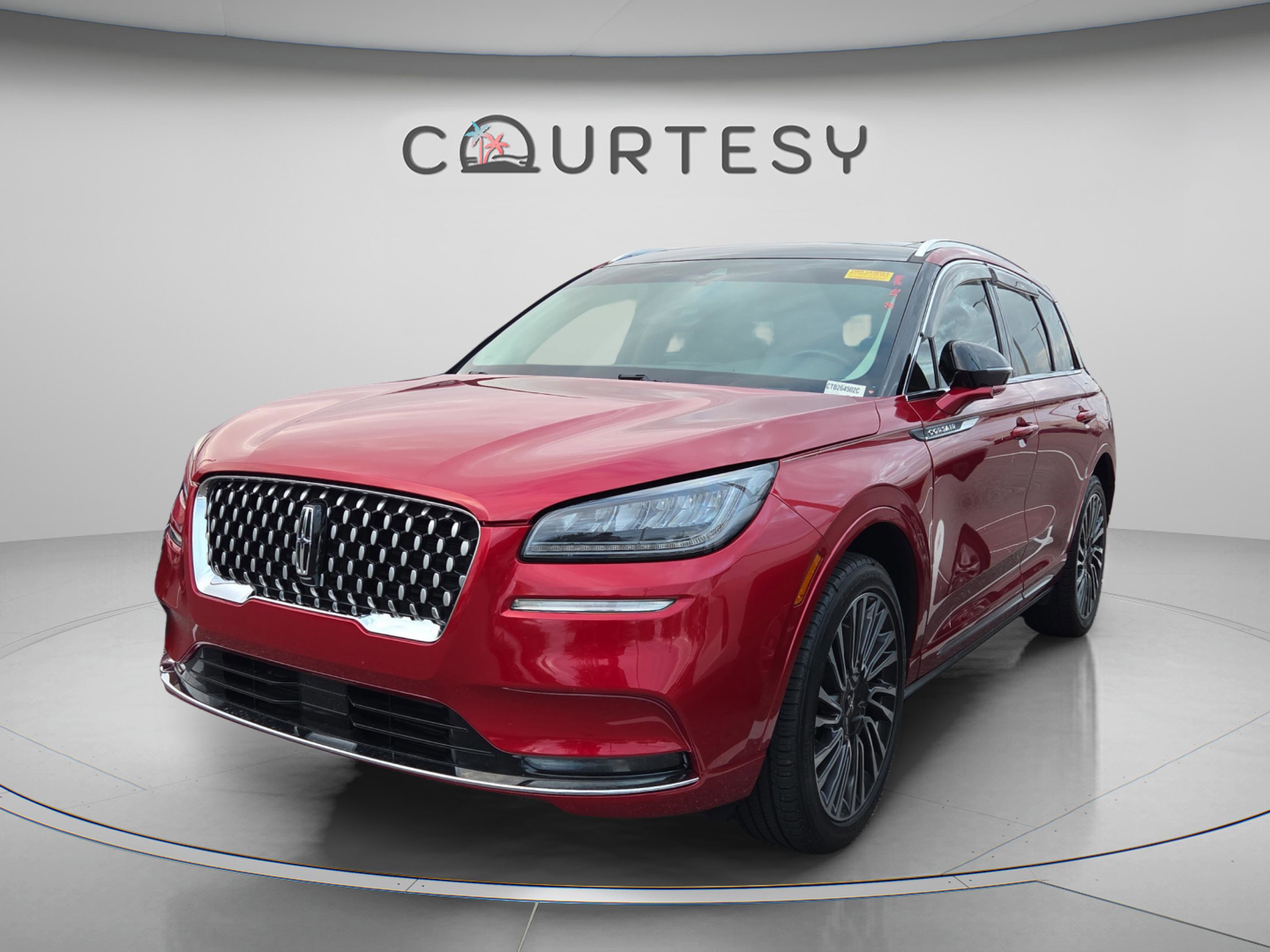 Used 2020 Lincoln Corsair Reserve w/ Appearance Package image 1