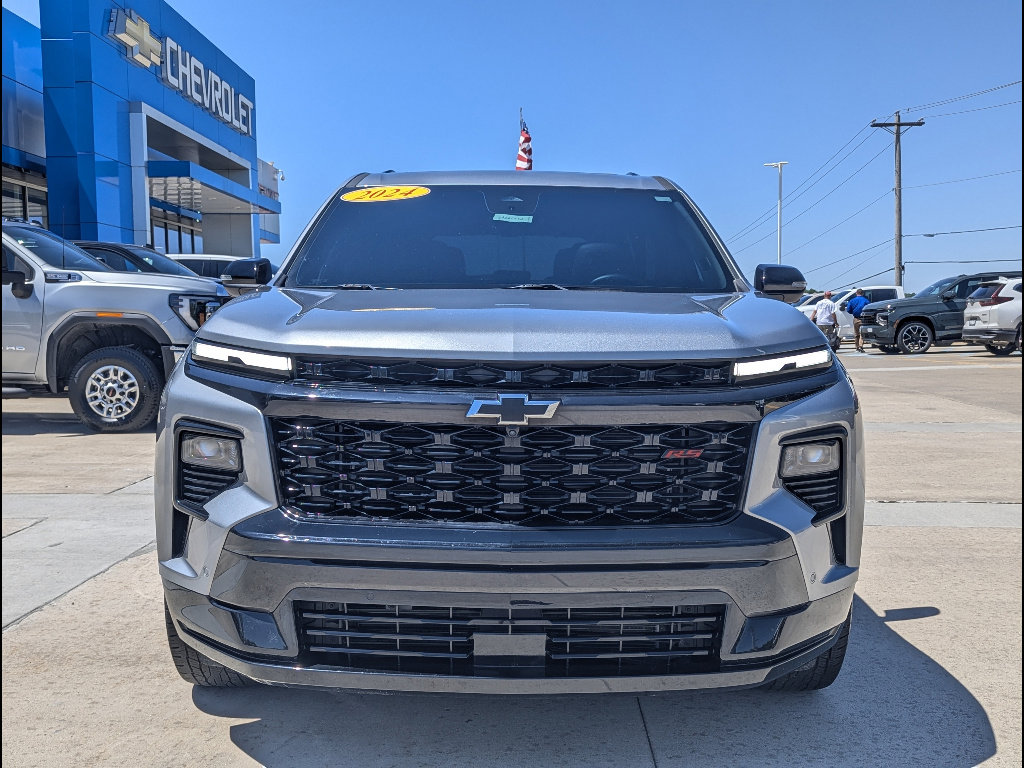 Used 2024 Chevrolet Traverse RS AWD/4WD image 11