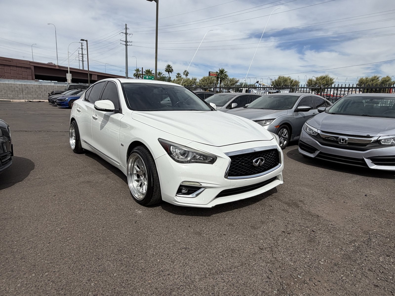 Used 2018 INFINITI Q50 Luxe RWD image 3