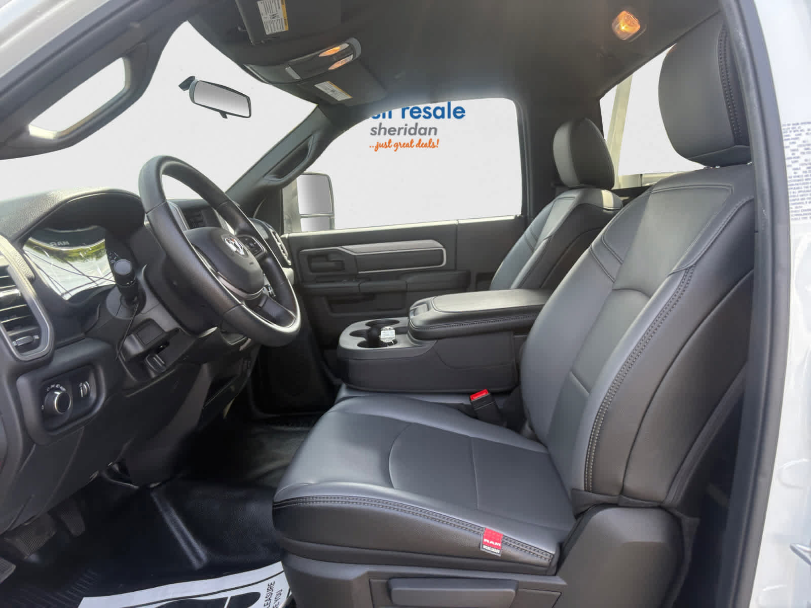 Used 2024 RAM 3500 Tradesman AWD/4WD image 13