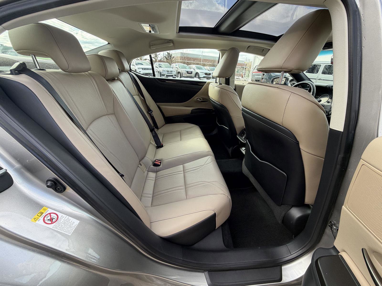 Used 2019 Lexus ES 350 w/ Accessory Package 2 image 26