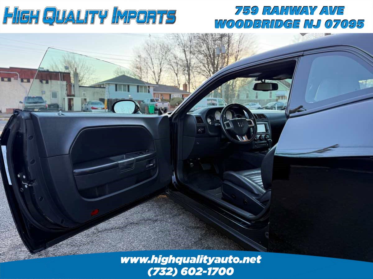 Used 2013 Dodge Challenger R/T Plus image 15