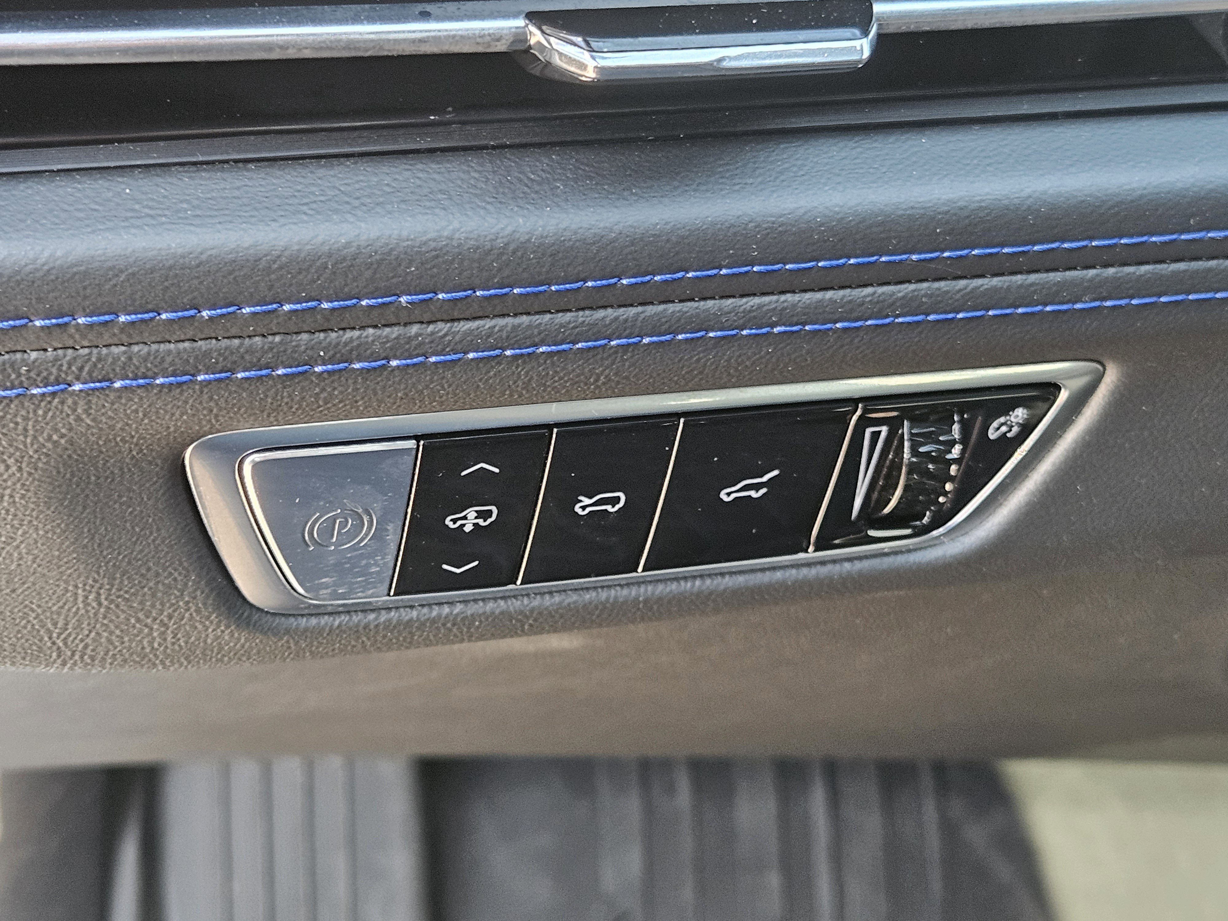 New 2025 Cadillac Escalade IQ Sport 1 w/ Smart Trailering package AWD/4WD image 23