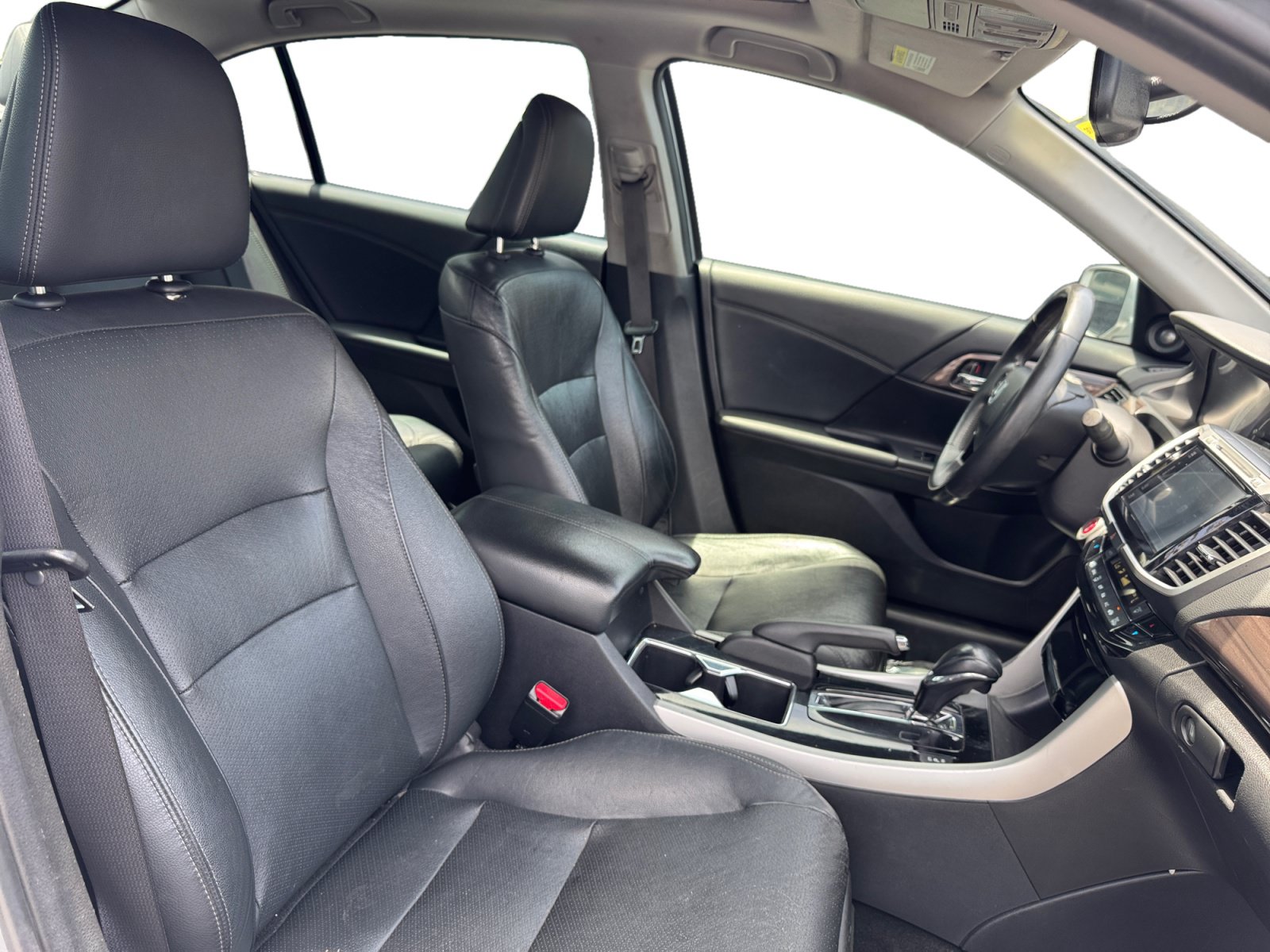Used 2017 Honda Accord EX-L image 15
