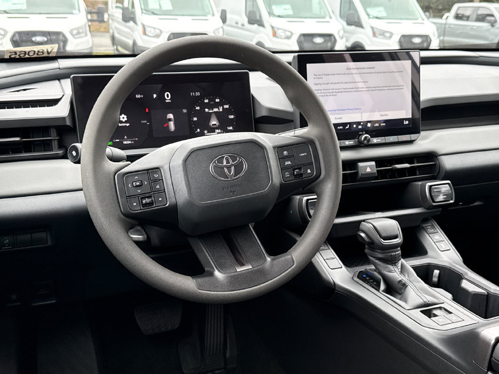 Used 2026 Toyota RAV4 LE AWD/4WD image 22