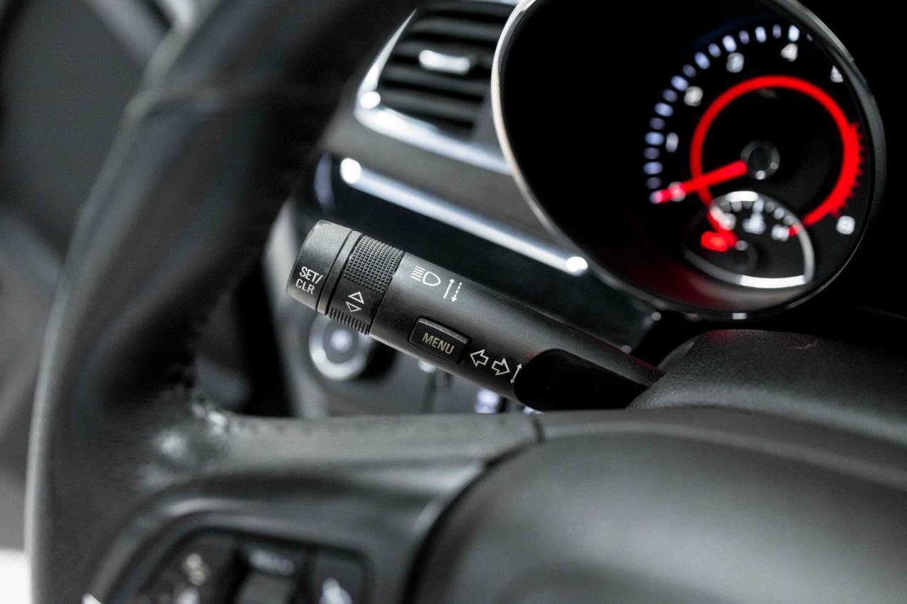 Used 2015 Chevrolet SS RWD image 65