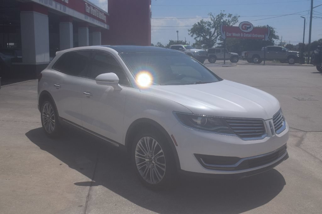 Used 2018 Lincoln MKX Reserve FWD image 2