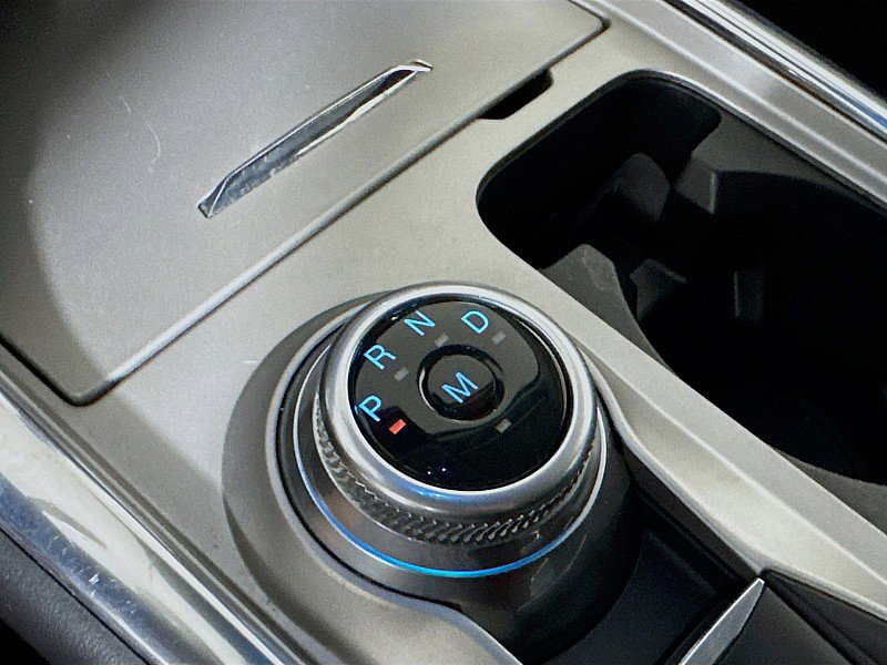 Used 2022 Ford Explorer XLT w/ Equipment Group 202A image 18