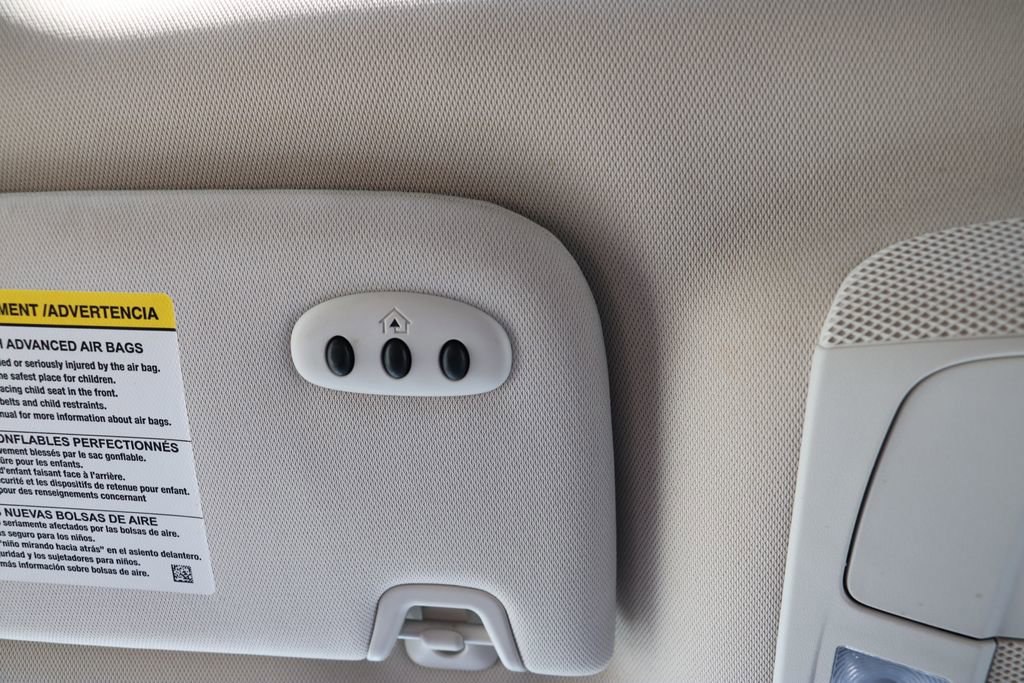 Used 2022 Ford Edge SEL w/ Convenience Package AWD/4WD image 19