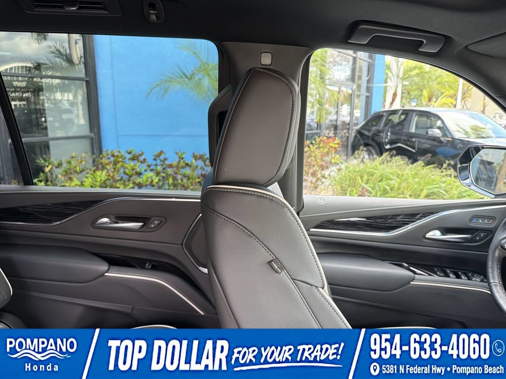 Used 2023 Cadillac Escalade Sport AWD/4WD image 19