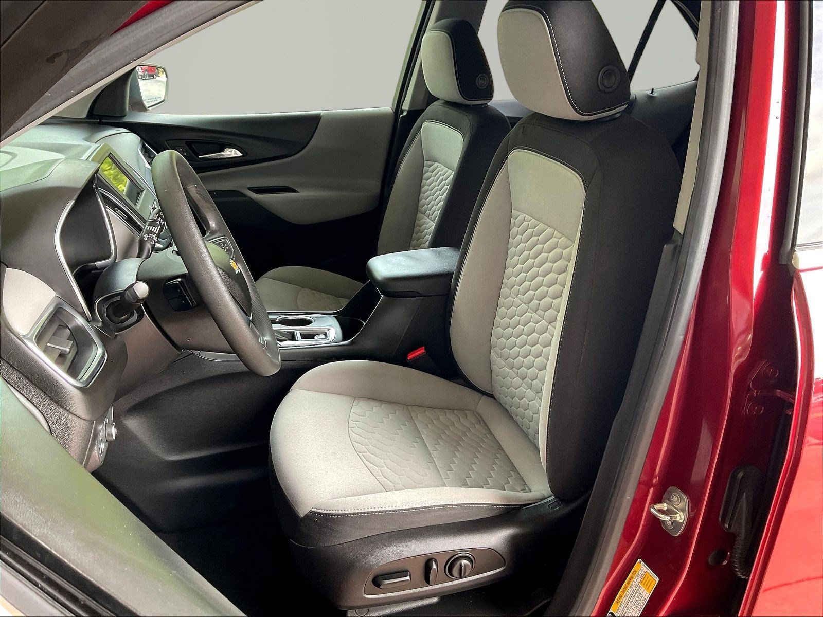 Used 2019 Chevrolet Equinox LT FWD image 20
