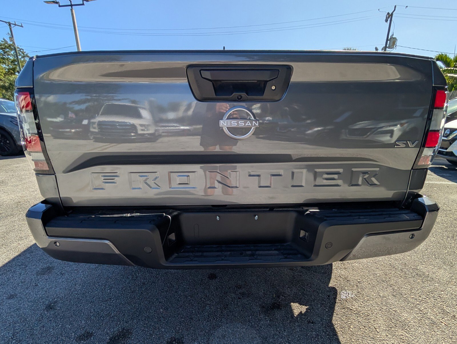Certified 2024 Nissan Frontier SV w/ Technology Package image 13