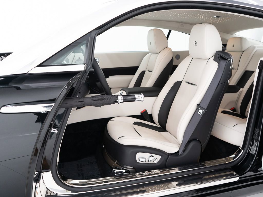 Used 2019 Rolls-Royce Wraith image 20