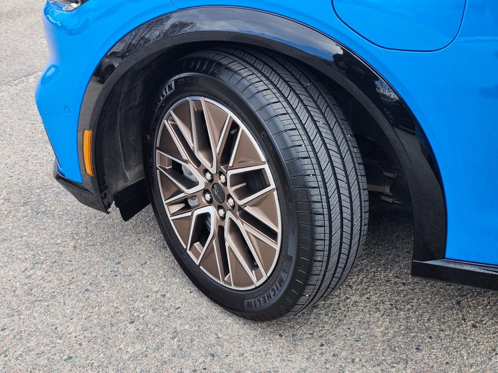 Used 2024 Ford Mustang Mach-E Premium AWD/4WD image 31
