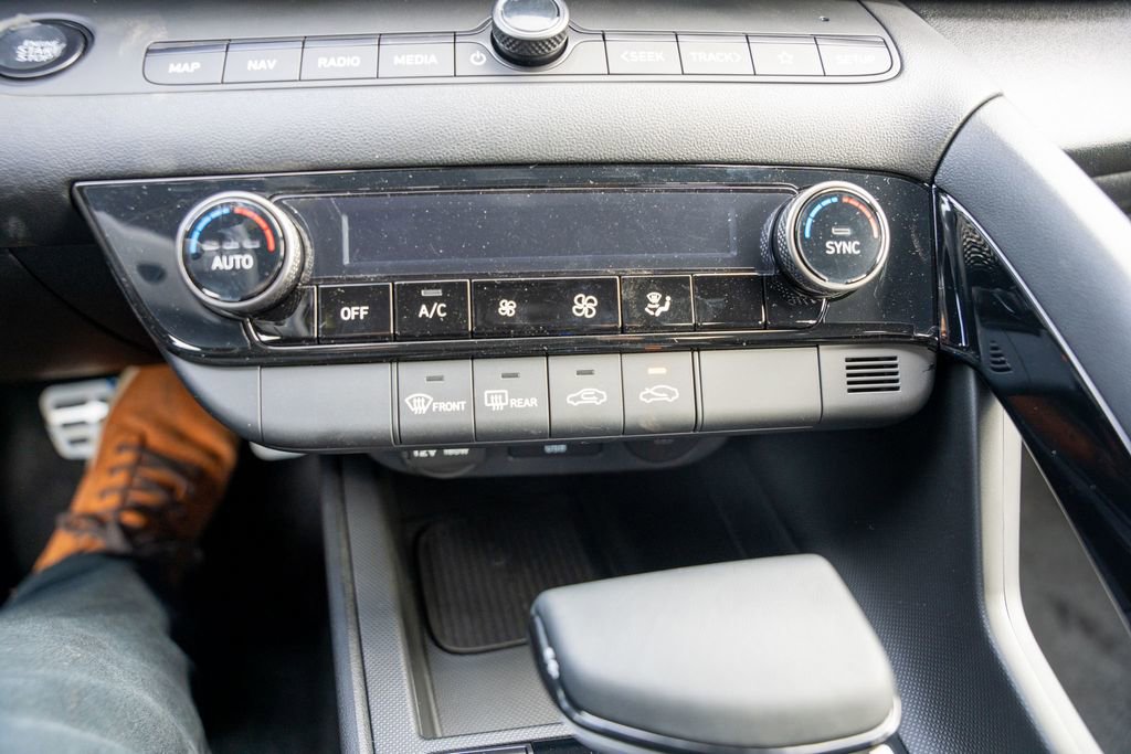 New 2025 Hyundai Elantra SEL image 27