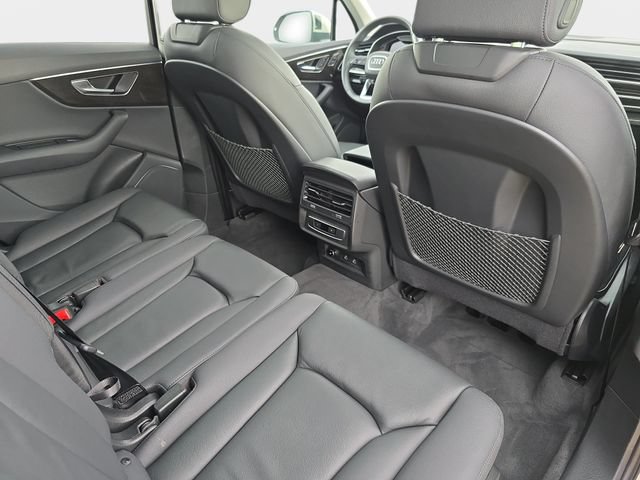 Used 2023 Audi Q7 2.0T Premium AWD/4WD image 13