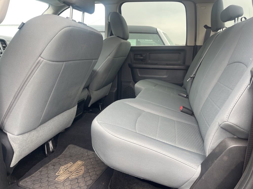 Used 2015 RAM 2500 Tradesman w/ Chrome Appearance Group image 9