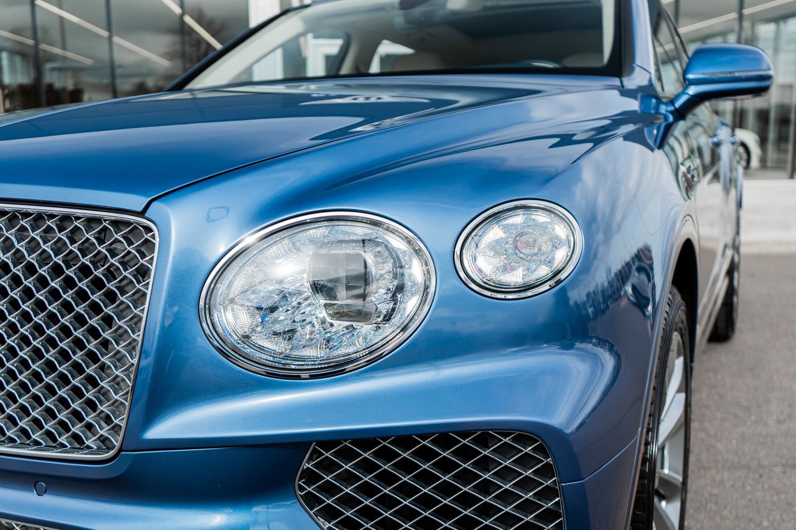 Used 2022 Bentley Bentayga image 23