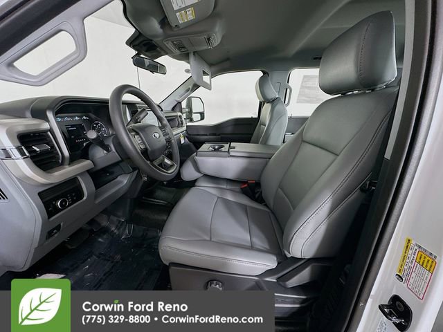 New 2026 Ford F250 XL w/ XL Chrome Package image 21