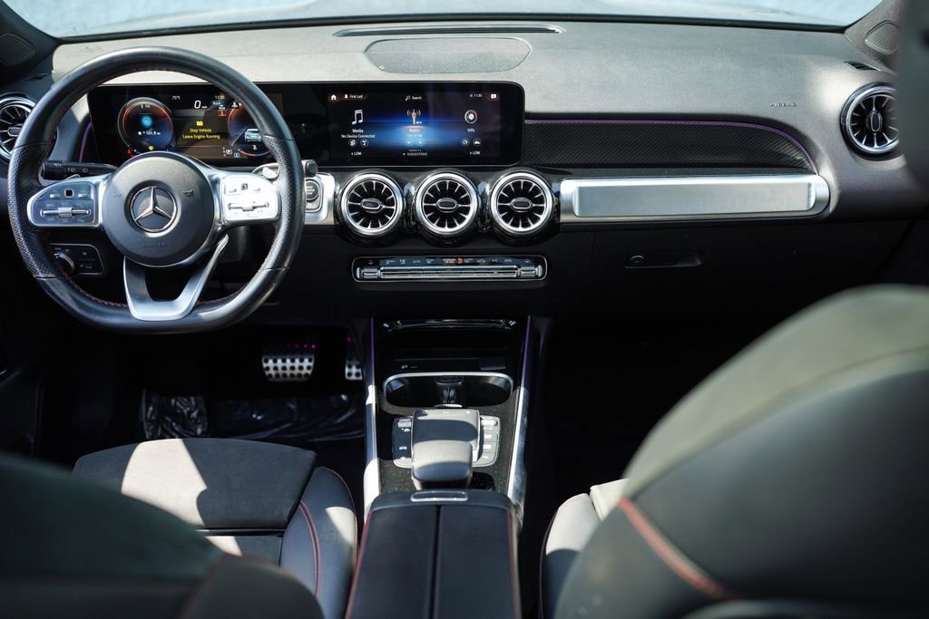 Used 2023 Mercedes-Benz GLB 250 image 20