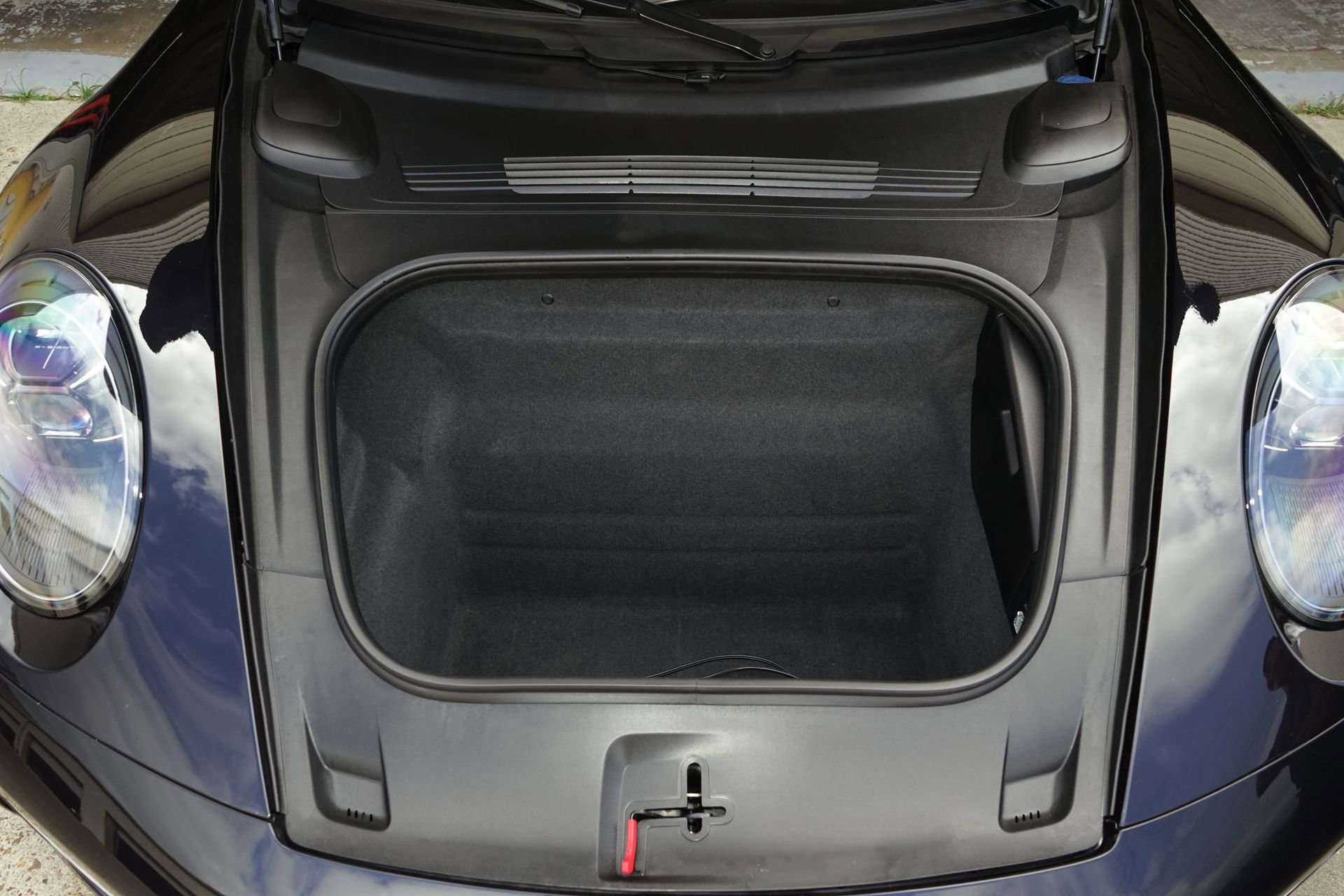 Used 2020 Porsche 911 Carrera 4S image 31