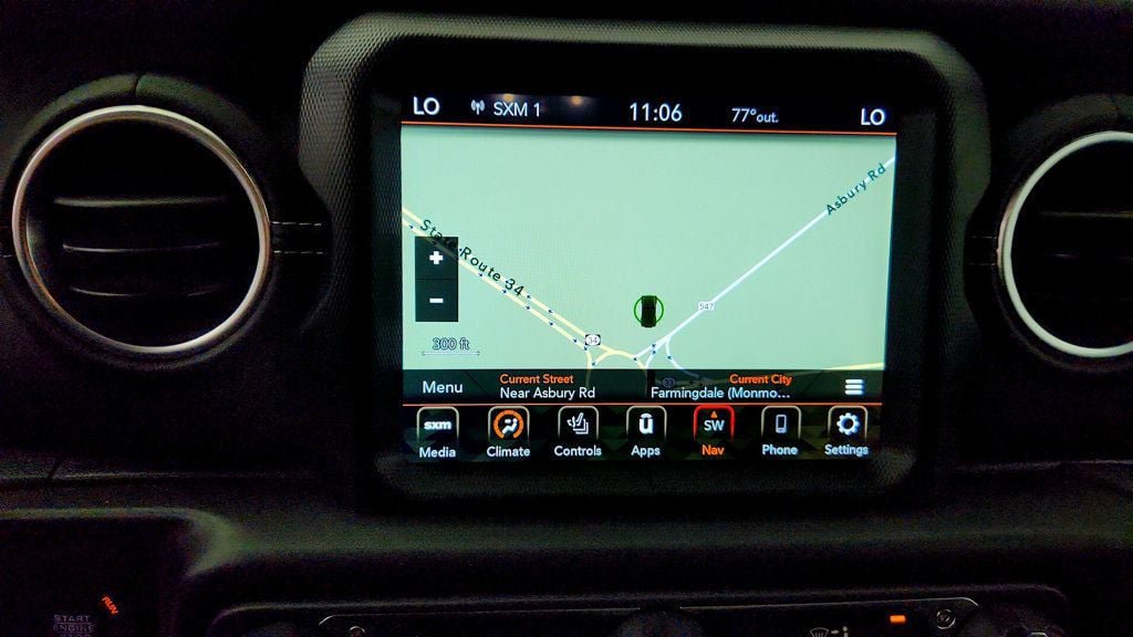 Used 2020 Jeep Gladiator Overland w/ Uconnect 4C Nav & Sound Group AWD/4WD image 21