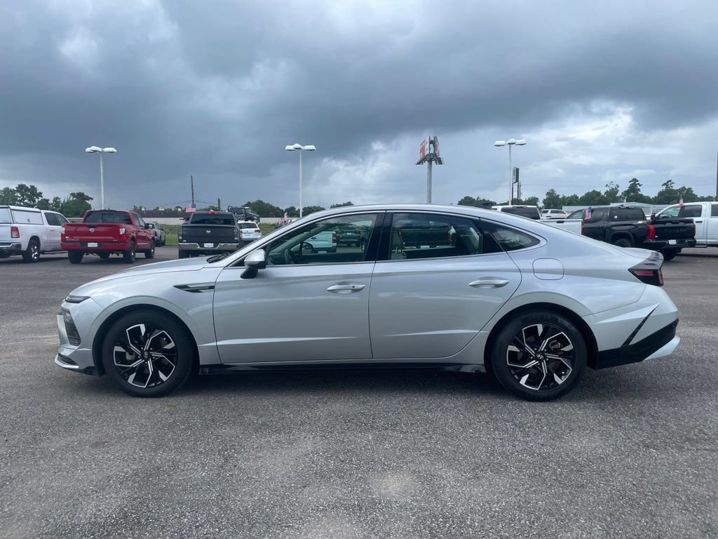 Used 2024 Hyundai Sonata SEL FWD image 5