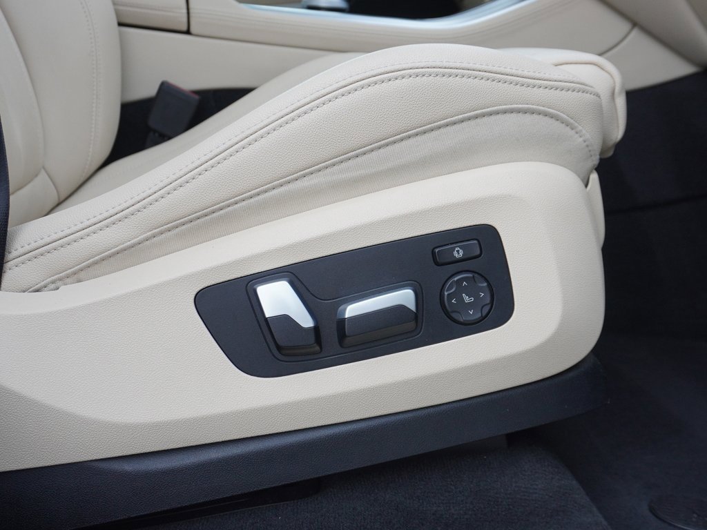 Used 2022 BMW X5 xDrive40i w/ Parking Assistance Package image 36