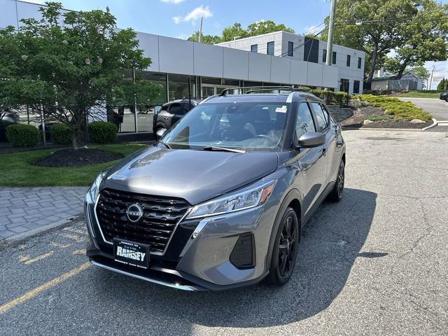 Certified 2024 Nissan Kicks SV w/ Interior Electronics Package FWD image 4