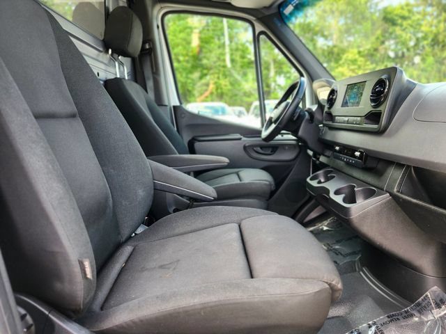 Used 2021 Mercedes-Benz Sprinter 1500 image 11