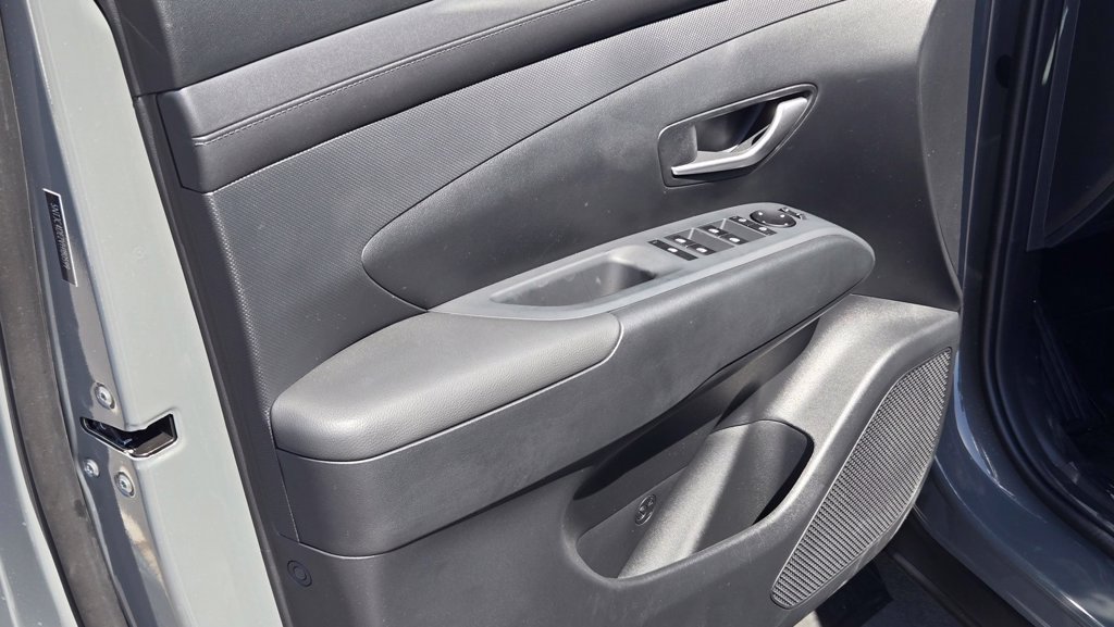 New 2027 Hyundai Santa Cruz SEL FWD image 13