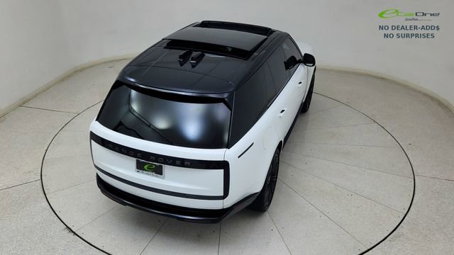 Used 2025 Land Rover Range Rover SE image 81