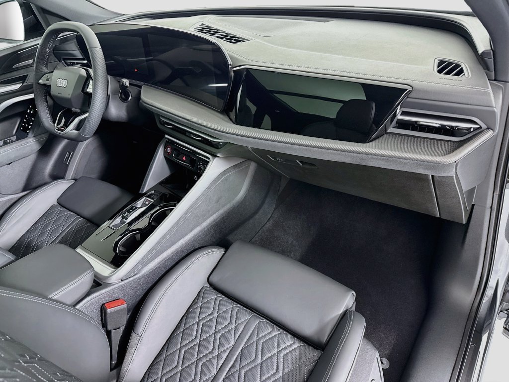 New 2026 Audi SQ5 Premium Plus AWD/4WD image 18