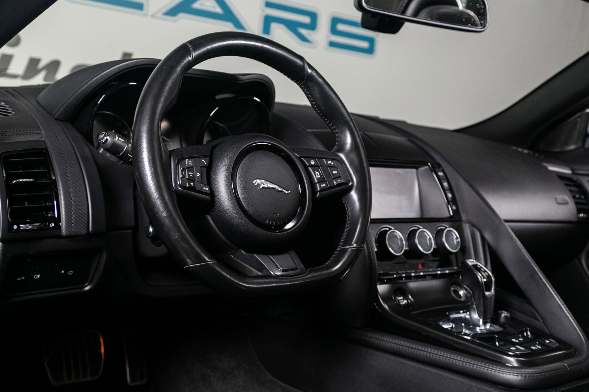 Used 2017 Jaguar F-TYPE S image 6