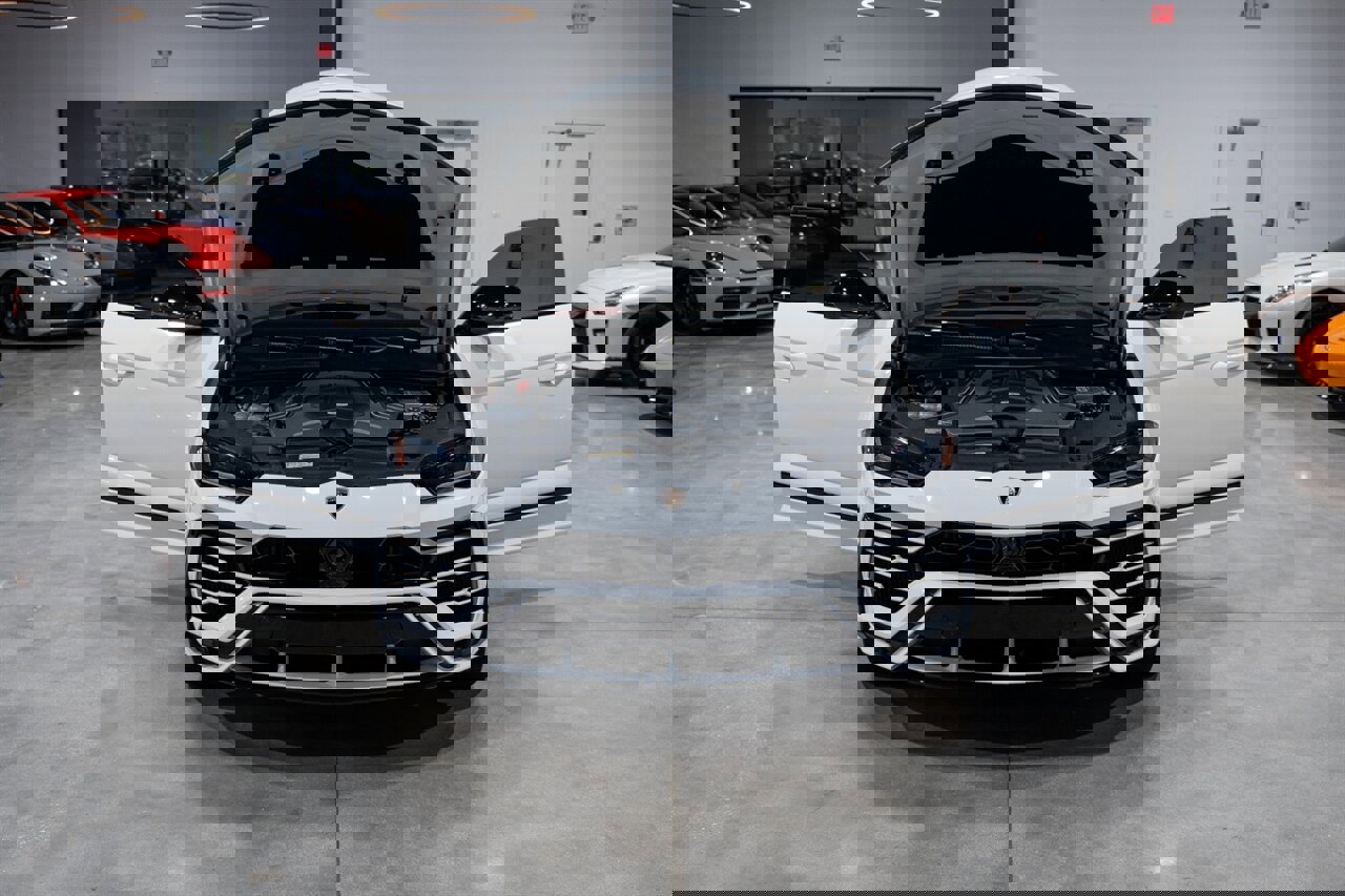 Used 2019 Lamborghini Urus image 44