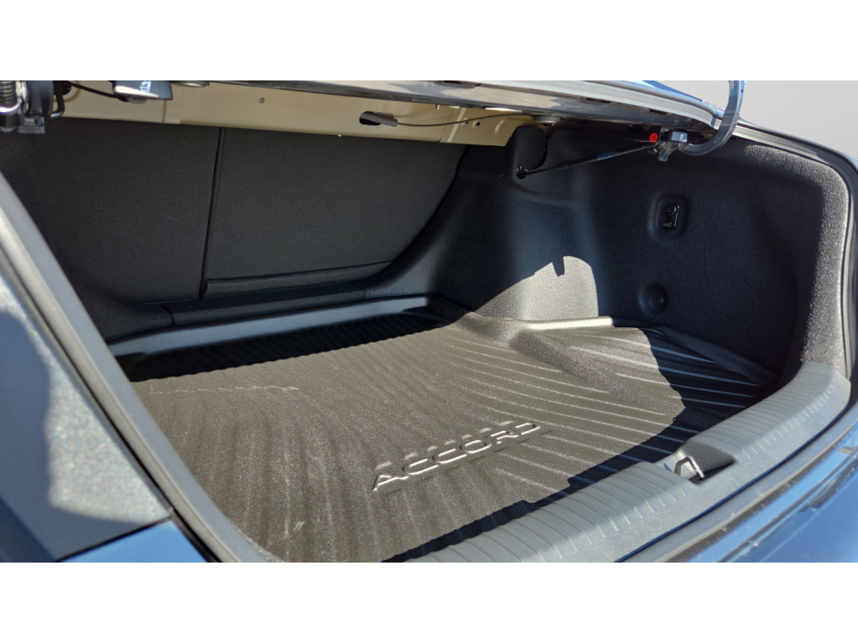 New 2026 Honda Accord EX-L image 15
