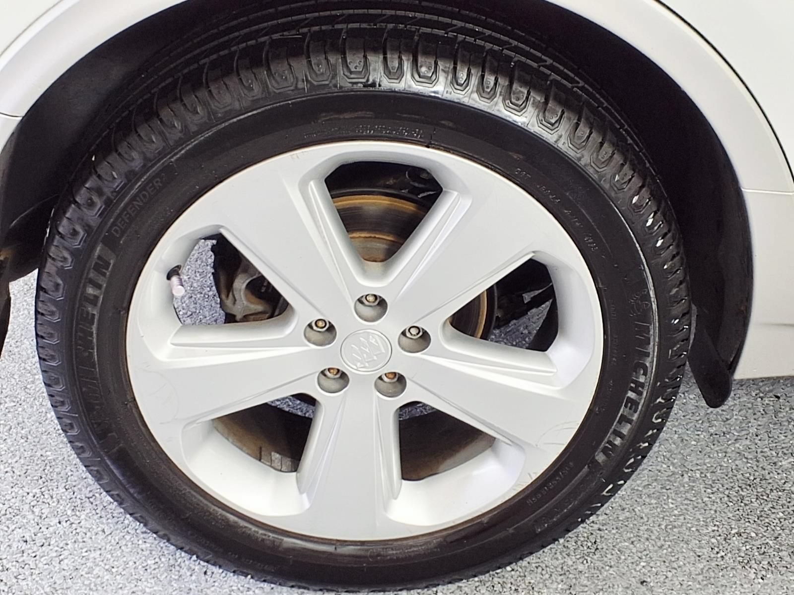 Used 2015 Buick Encore Premium FWD image 3