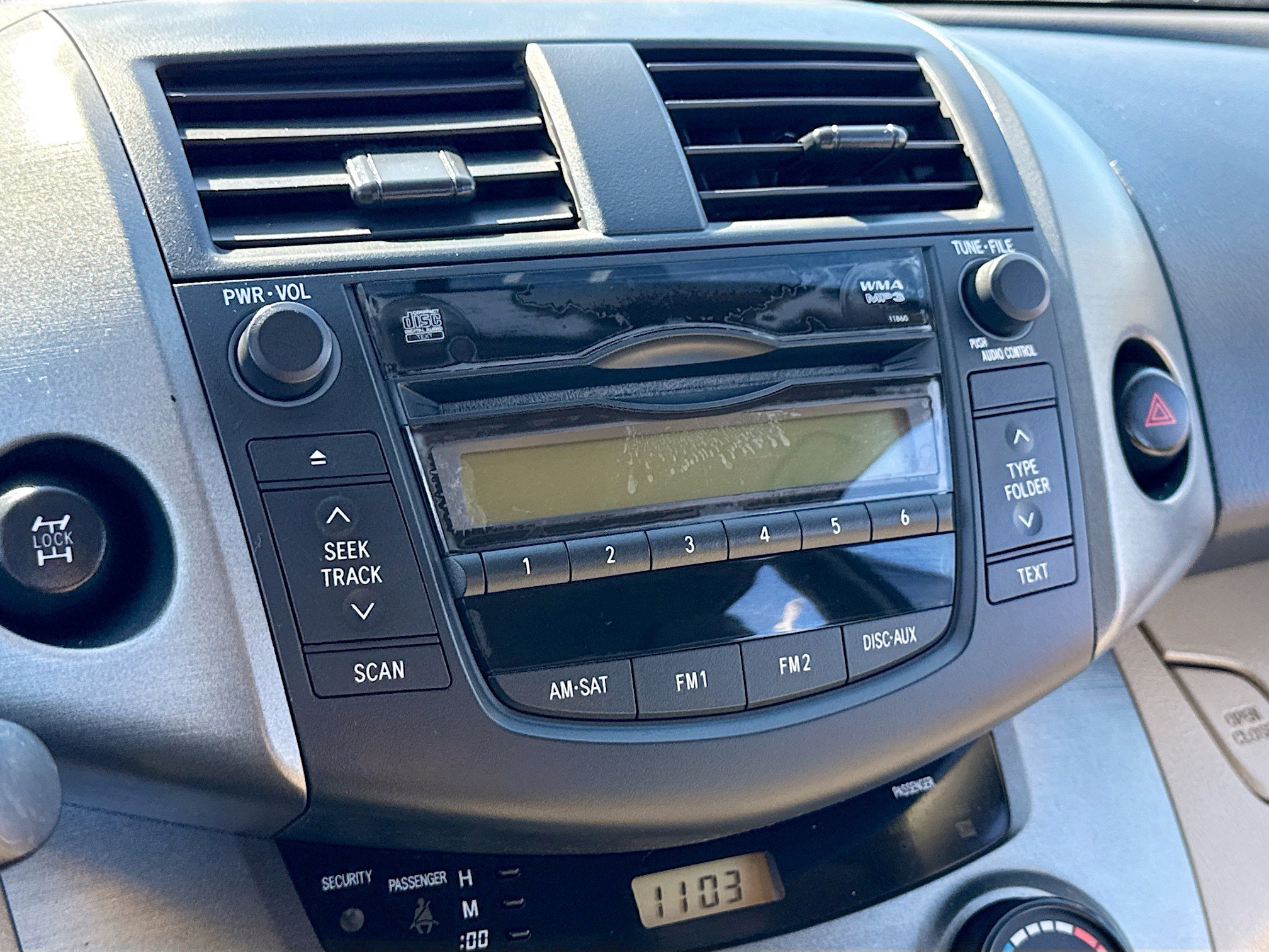 Used 2010 Toyota RAV4 4WD image 10