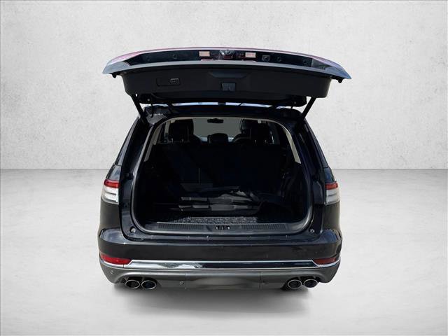 Used 2020 Lincoln Aviator Reserve w/ Equipment Group 201A AWD/4WD image 7