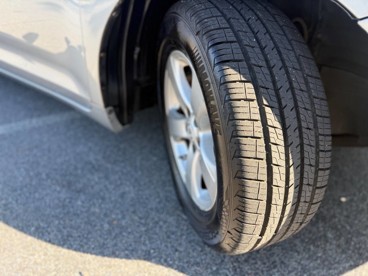 Used 2011 Toyota Sienna LE image 12