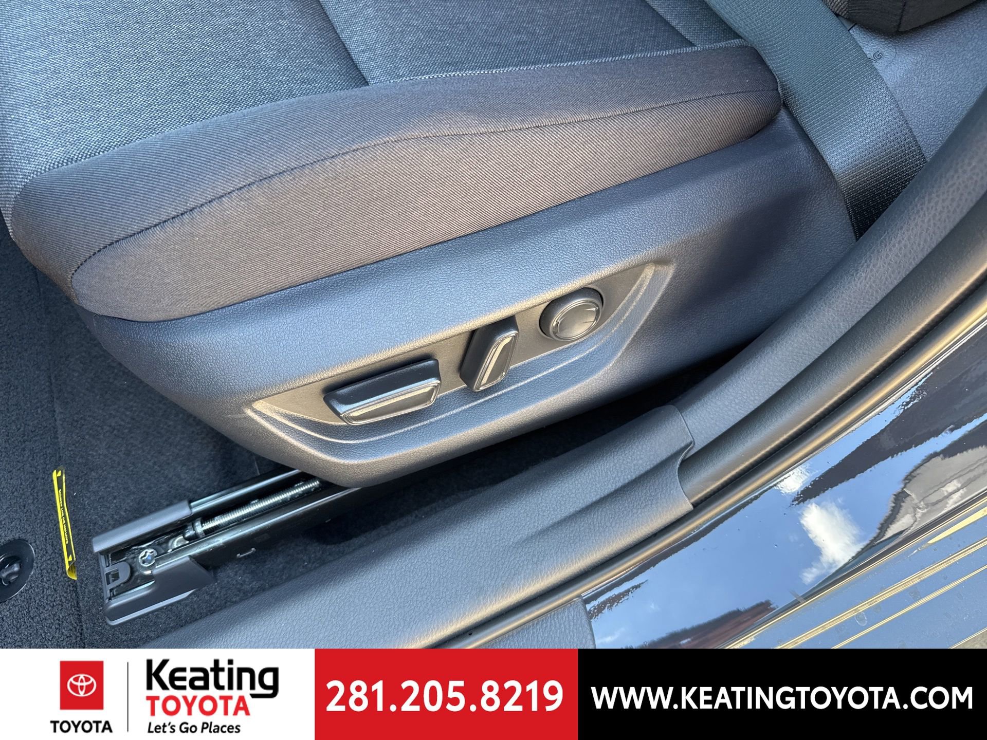 Used 2026 Toyota Camry LE w/ Convenience Package image 15