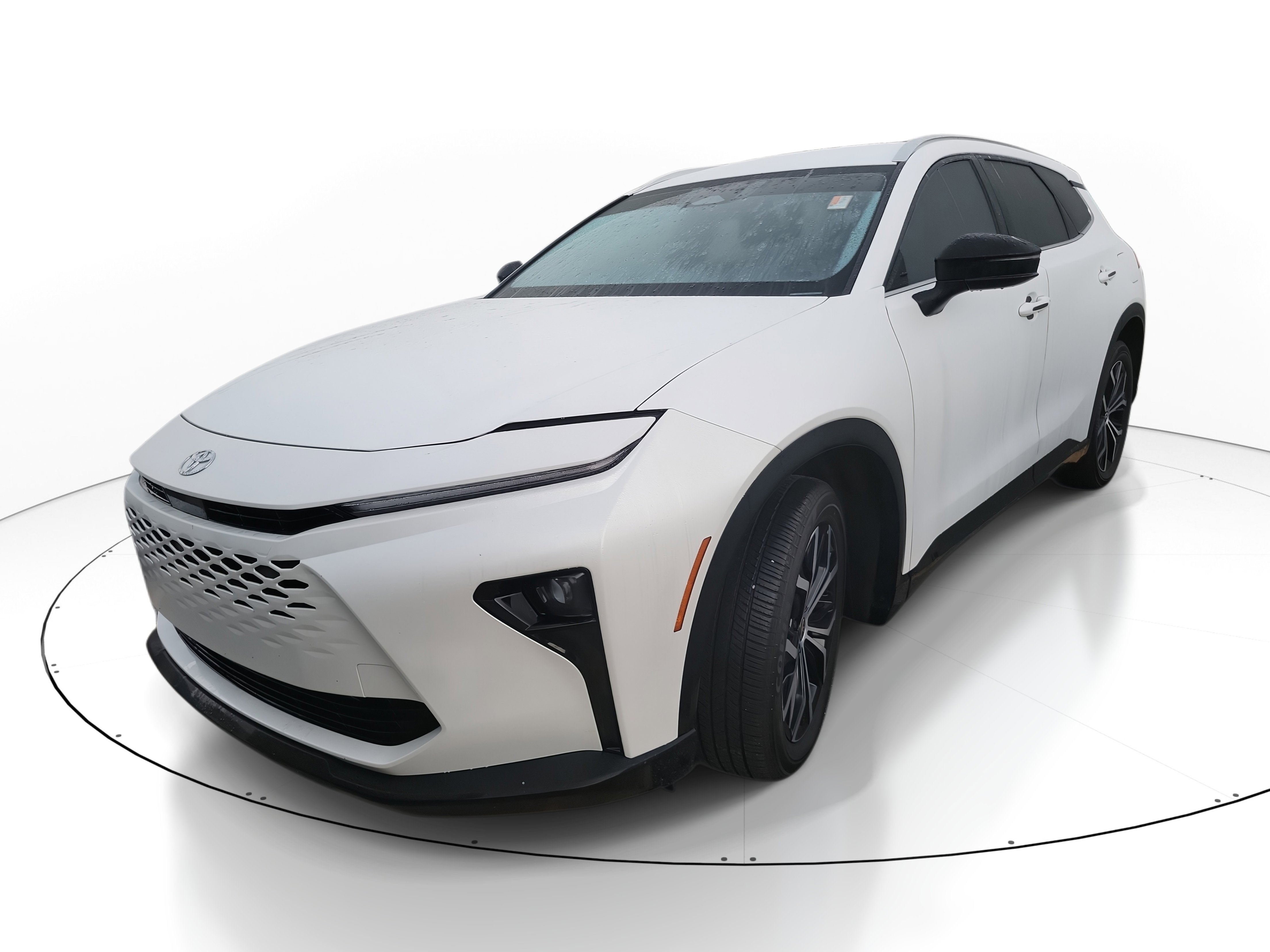 Used 2025 Toyota Crown Signia image 3