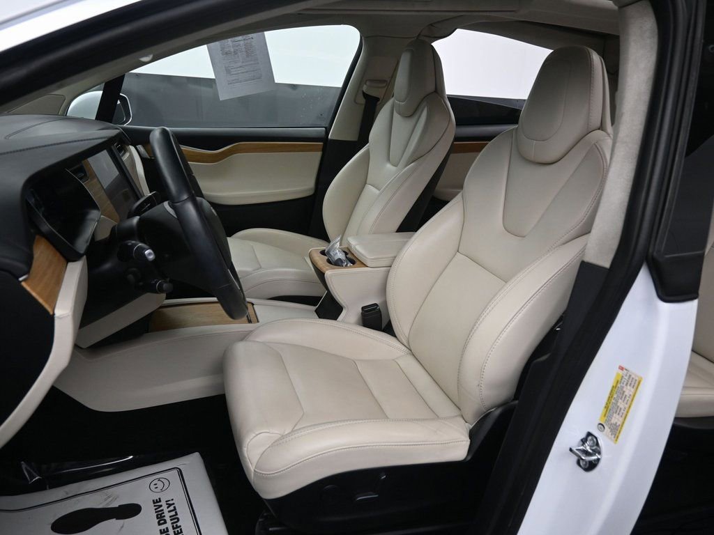 Used 2019 Tesla Model X 100D image 28